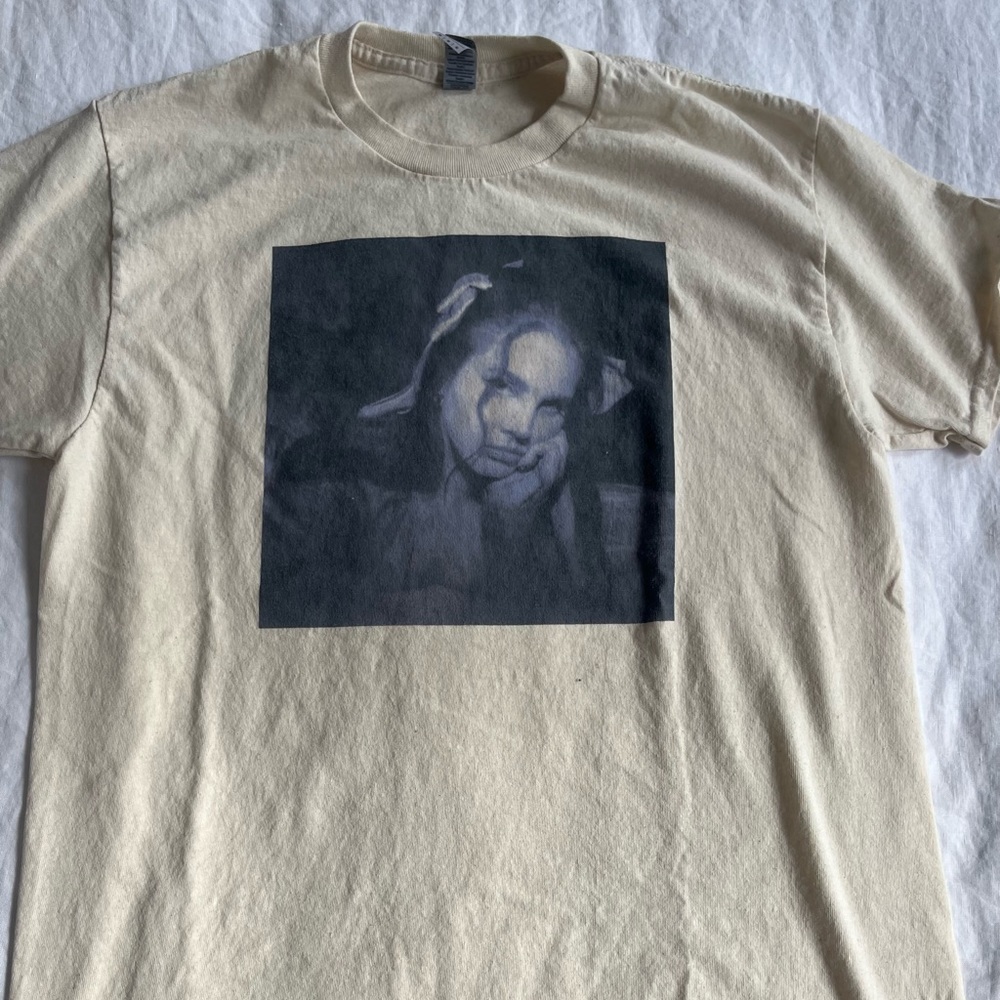 Lana Del Rey Concert Tee - Picture 5 of 6
